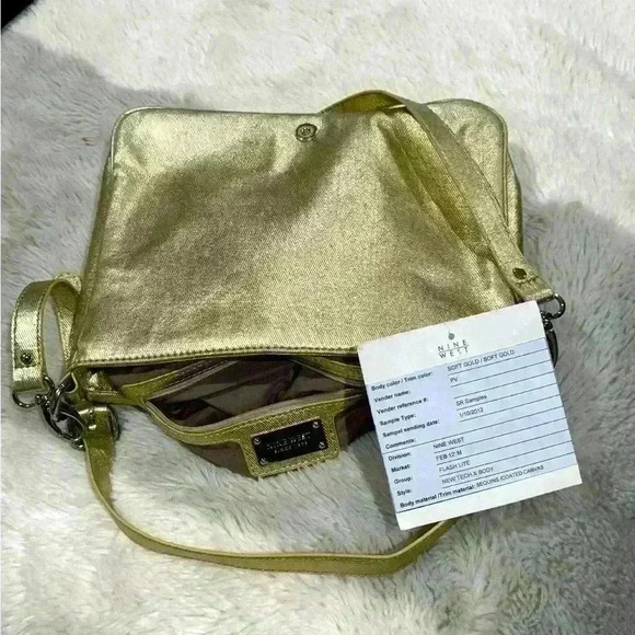 NWT Nine West Gold Sequined Tablet Crossbody Bag tablet cute bling casual - Picture 3 of 6